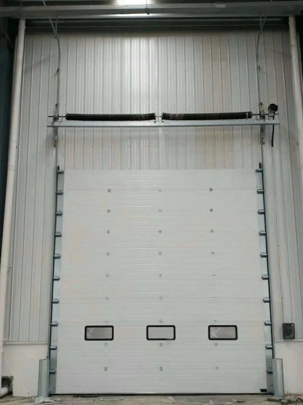 工業(yè)提升門